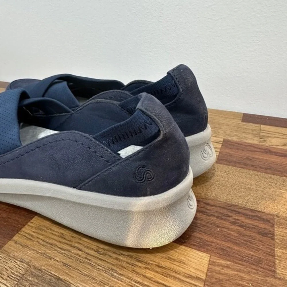 Clarks Cloudsteppers 7.5 Sillian 2.0 Star Navy Blue Cushion Comfort Slip On